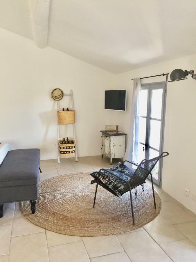 Suite Sur La Sorgue L'Isle-sur-la-Sorgue Exterior photo